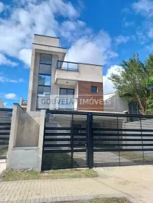 Sobrado com 3 Quartos à venda, 141m² no Capão Raso, Curitiba