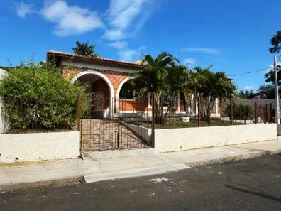 Casa com 4 Quartos à venda, 201m² no Centro, Águas de São Pedro