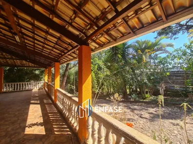 Fazenda / Sítio / Chácara com 9 Quartos à venda, 5600m² no São José, São Joaquim de Bicas