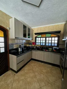 Fazenda / Sítio / Chácara com 3 Quartos para alugar, 150m² no Chácaras Ceres, Suzano