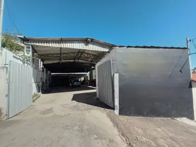 Galpão / Depósito / Armazém à venda, 264m² no Parque Pinheiros, Poços de Caldas