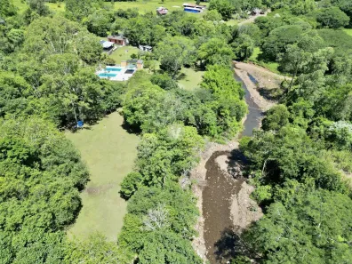 Fazenda / Sítio / Chácara com 3 Quartos à venda, 18000m² no Itararé, Santa Maria