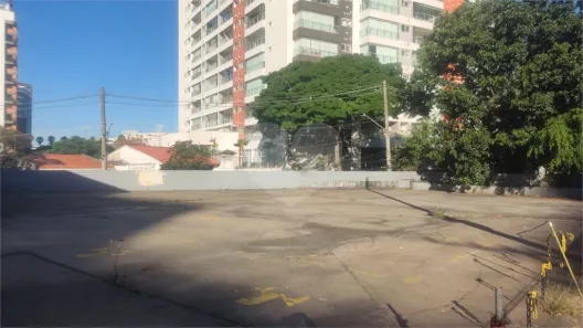 para alugar, 600m² no Campo Belo, São Paulo