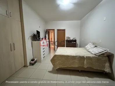 Casa com 4 Quartos à venda, 250m² no Sobradinho, Brasília