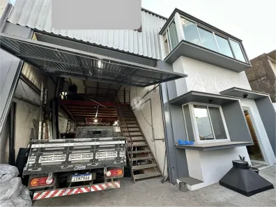 Galpão / Depósito / Armazém à venda, 250m² no Patronato, Santa Maria