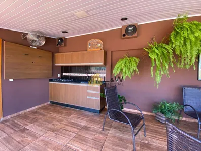 Casa com 2 Quartos à venda, 98m² no Três Bandeiras, Foz do Iguaçu