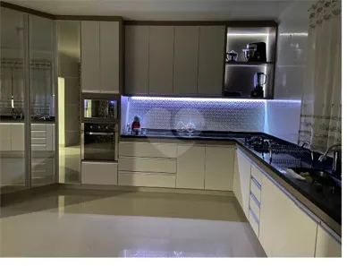 Fazenda / Sítio / Chácara com 3 Quartos à venda, 220m² no Jundiaizinho (Terra Preta), Mairiporã