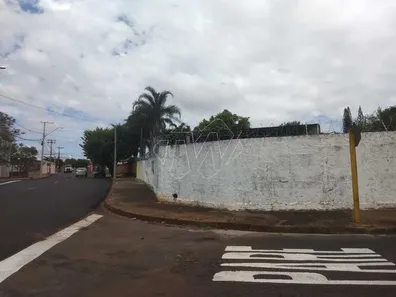 Galpão / Depósito / Armazém à venda, 151m² no Vila Vieira (Vila Xavier), Araraquara