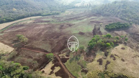 Fazenda / Sítio / Chácara à venda, 1089000m² no Uraí, Uraí