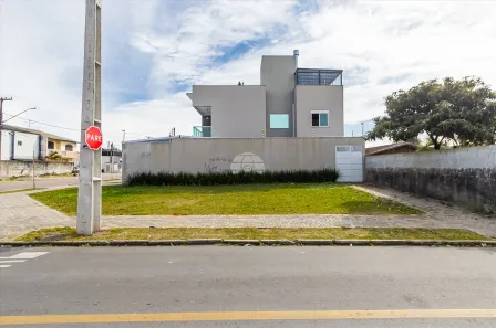 Sobrado com 3 Quartos à venda, 200m² no Cajuru, Curitiba