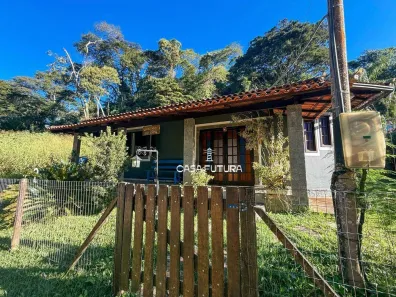 Casa de Condomínio com 3 Quartos à venda, 148m² no Ipiabas, Barra do Piraí