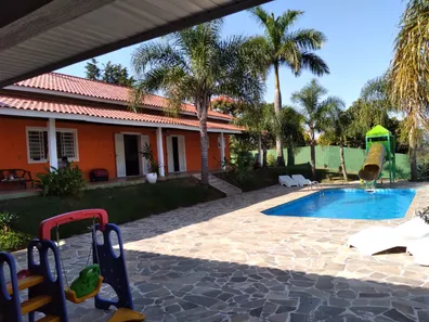 Fazenda / Sítio / Chácara com 3 Quartos à venda, 420m² no , Mairinque