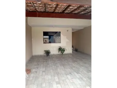 Sobrado com 3 Quartos à venda, 180m² no Parque Bandeirantes, Taubaté