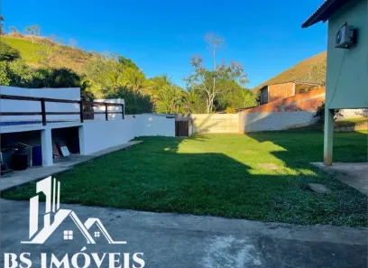 Fazenda / Sítio / Chácara com 2 Quartos à venda, 1770m² no Chácara Farani, Barra do Piraí
