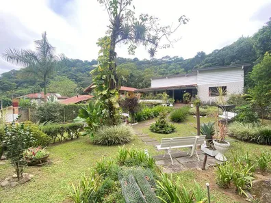 Casa de Condomínio com 4 Quartos à venda, 1800m² no Monte Oliveti, Guapimirim