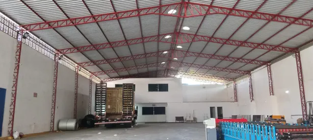 Galpão / Depósito / Armazém para alugar, 800m² no Flores, Manaus