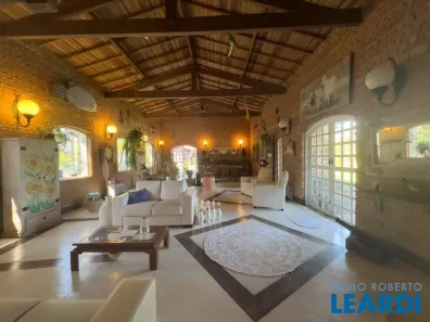 Fazenda / Sítio / Chácara com 4 Quartos para venda ou aluguel, 693m² no Tijuco Preto, Vargem Grande Paulista