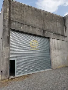 Galpão / Depósito / Armazém para alugar, 290m² no Centro, Taubaté