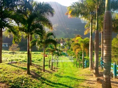 Fazenda / Sítio / Chácara à venda, 160000m² no Córrego do Ouro, Macaé