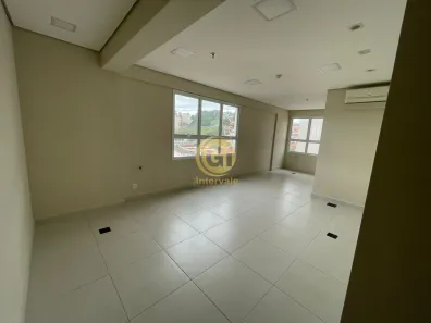 Conjunto Comercial / Sala para alugar, 50m² no Centro, Jacareí