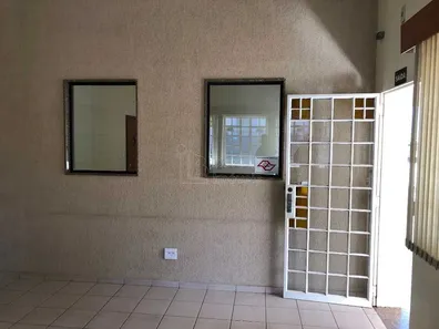 Prédio Inteiro para venda ou aluguel, 300m² no Vila Xavier (Vila Xavier), Araraquara