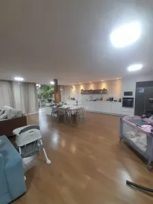 Casa de Condomínio com 3 Quartos à venda, 235m² no Corrêas, Petrópolis