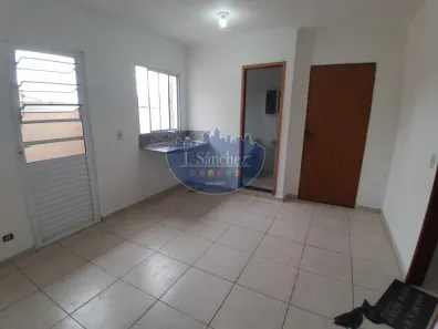 Apartamento com 2 Quartos para alugar, 56m² no Vila Zeferina, Itaquaquecetuba