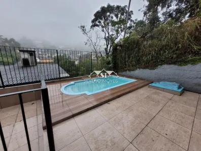 Apartamento com 2 Quartos para alugar, 70m² no Quitandinha, Petrópolis