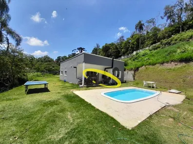 Fazenda / Sítio / Chácara com 3 Quartos para venda ou aluguel, 180m² no Jardim Nossa Senhora das Graças, Cotia
