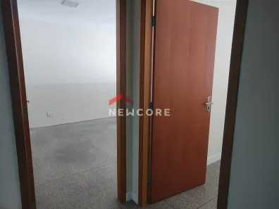 Conjunto Comercial / Sala à venda, 40m² no Centro, Atibaia