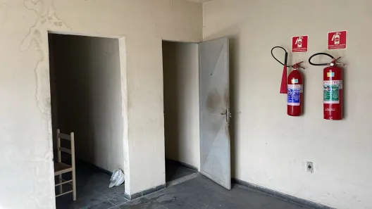 Loja / Salão / Ponto Comercial para alugar, 30m² no São Miguel, São Gonçalo