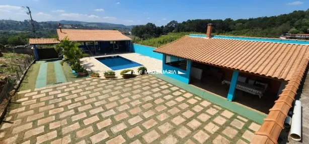 Fazenda / Sítio / Chácara com 3 Quartos à venda, 200m² no Dona Catarina, Mairinque
