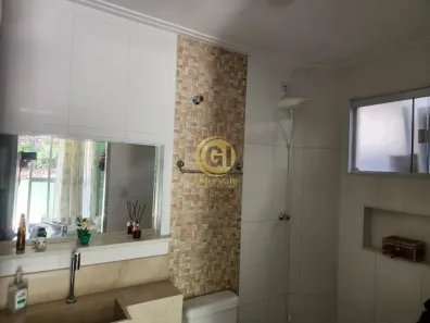 Fazenda / Sítio / Chácara com 5 Quartos à venda, 530m² no , Igaratá