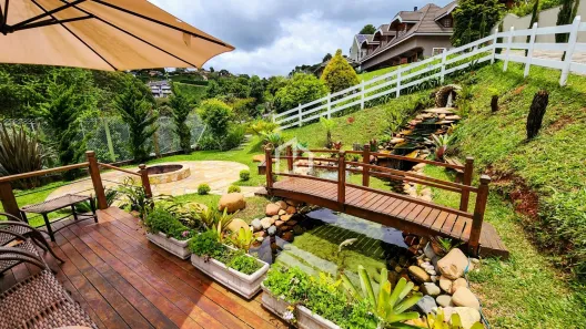 Casa de Condomínio com 5 Quartos à venda, 232m² no Colinas Capivari, Campos do Jordão