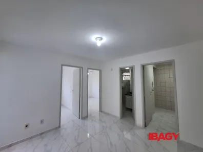 Apartamento com 2 Quartos para alugar, 51m² no Itacorubi, Florianópolis