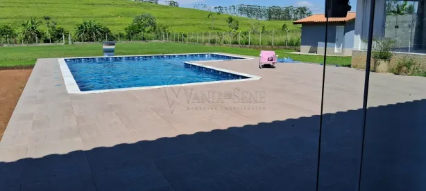 Fazenda / Sítio / Chácara com 3 Quartos à venda, 250m² no Chácara Marambaia, Caçapava
