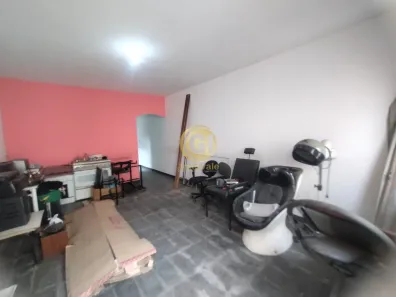 Casa Comercial com 4 Quartos para alugar, 153m² no Centro, Jacareí