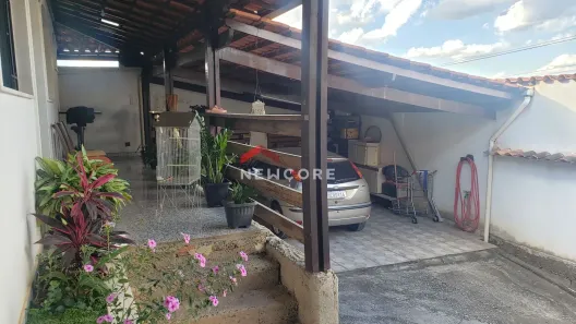 Casa com 3 Quartos à venda, 250m² no Florença, Ribeirão das Neves