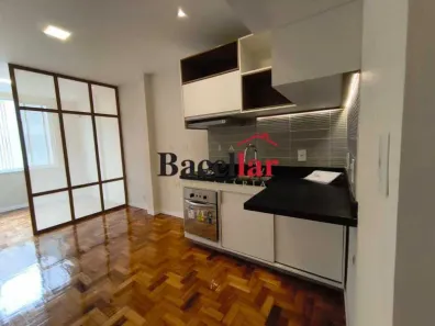 Kitnet com 1 Quarto à venda, 28m² no Copacabana, Rio de Janeiro