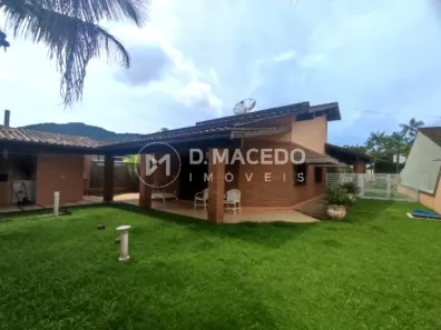 Casa com 4 Quartos para alugar, 369m² no Lagoinha, Ubatuba