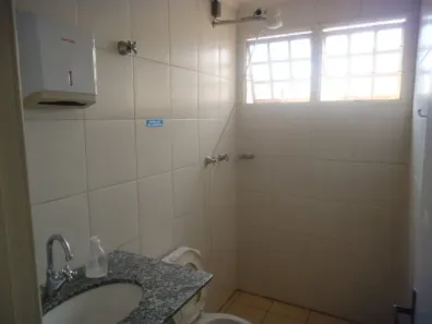 Galpão / Depósito / Armazém para alugar, 250m² no Jardim Gibertoni, São Carlos