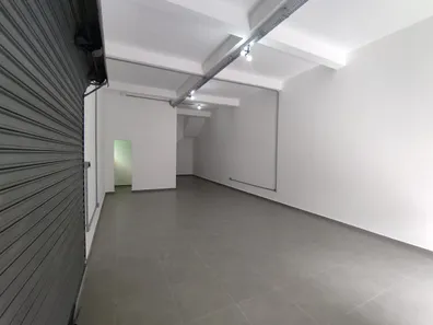 Loja / Salão / Ponto Comercial com 2 Quartos à venda, 180m² no Campo do Galvão, Guaratinguetá