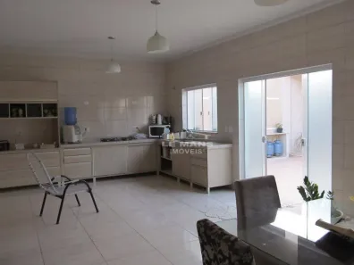 Casa com 4 Quartos à venda, 250m² no São Judas Tadeu, Saltinho