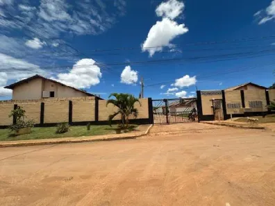 Casa com 2 Quartos à venda, 188m² no Setor Norte, Planaltina