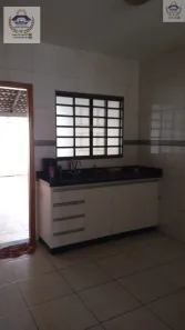 Casa com 2 Quartos para alugar, 90m² no Setor Ponta Kayana, Trindade