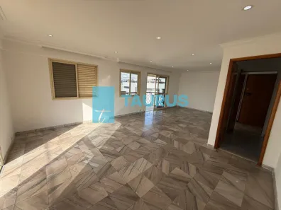 Cobertura com 3 Quartos para alugar, 216m² no Indianópolis, São Paulo