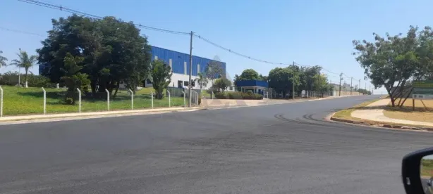 Galpão / Depósito / Armazém à venda, 2200m² no Cascata, Paulínia