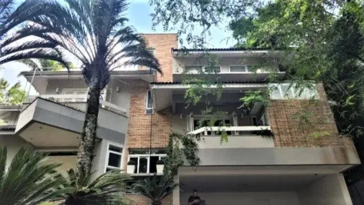 Sobrado com 5 Quartos para alugar, 666m² no Altos de São Fernando, Jandira