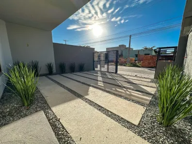 Sobrado com 3 Quartos à venda, 122m² no Itacolomi, Balneário Piçarras