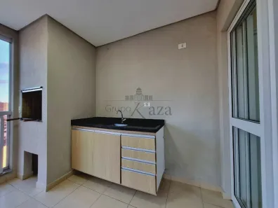 Apartamento com 3 Quartos para alugar, 97m² no Jardim Califórnia, Jacareí